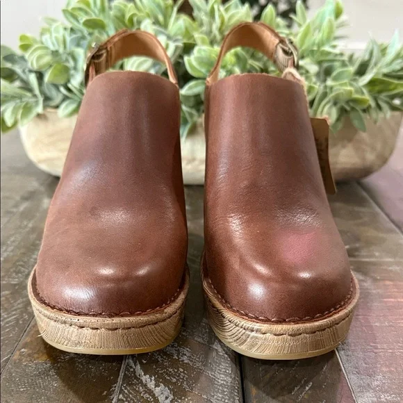 BORN Calypso Brown Leather Slingback Clogs Heels NIB Size 7 - Picture 2 of 12